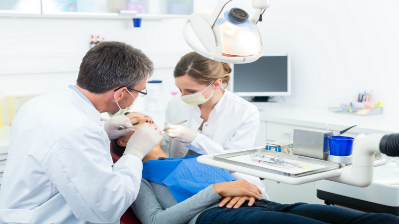 When Should You Take Your Kid To The Dentist For The First Time?